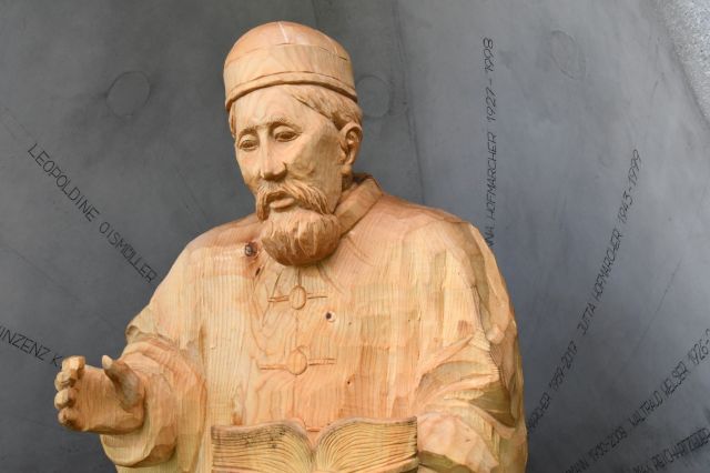 Immagini: Statue, raffigurazioni in legno, sculture